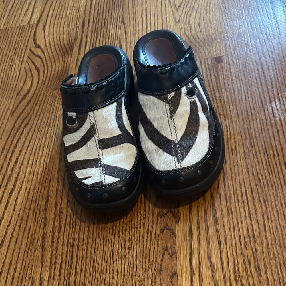 Women’s Black and White Zebra Print Slip-On Clogs